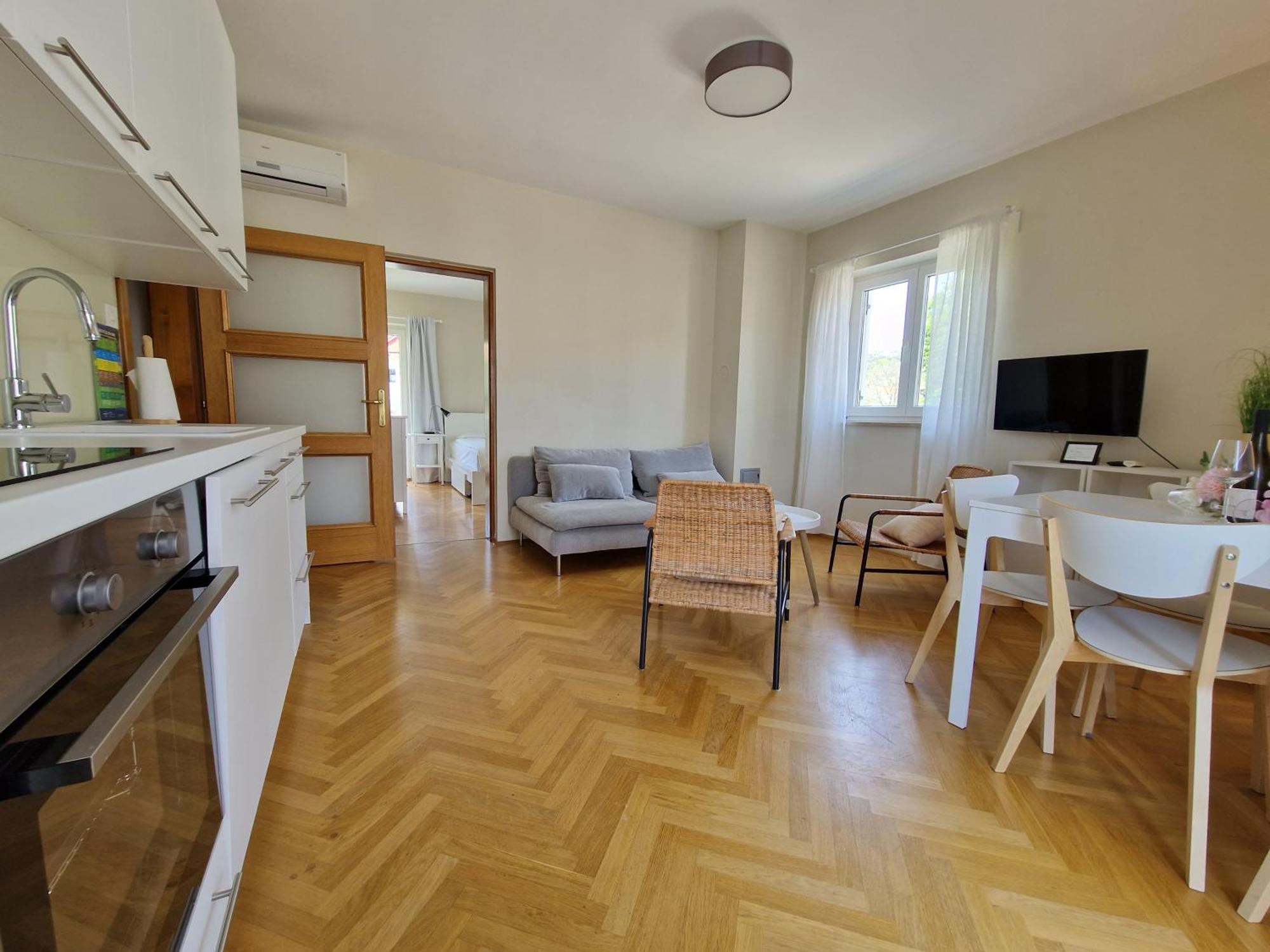 Apartments Josipa Baška Eksteriør billede