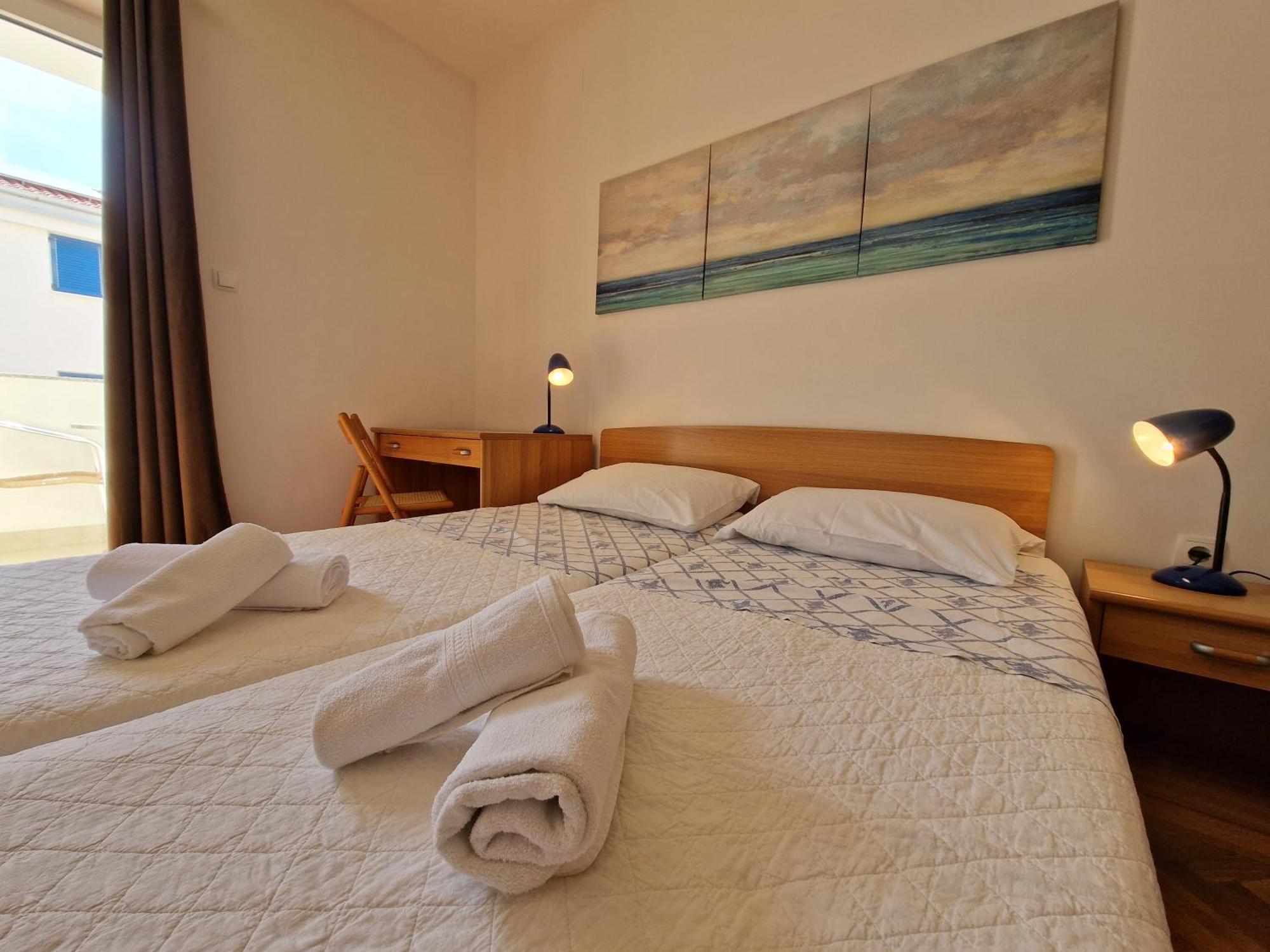 Apartments Josipa Baška Eksteriør billede