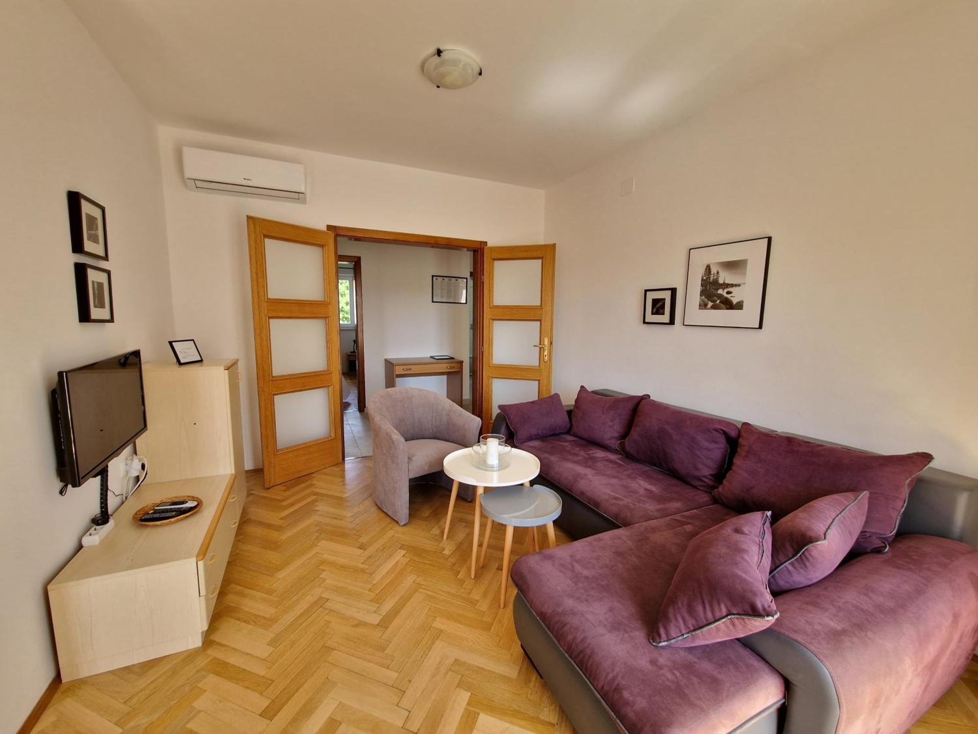 Apartments Josipa Baška Eksteriør billede